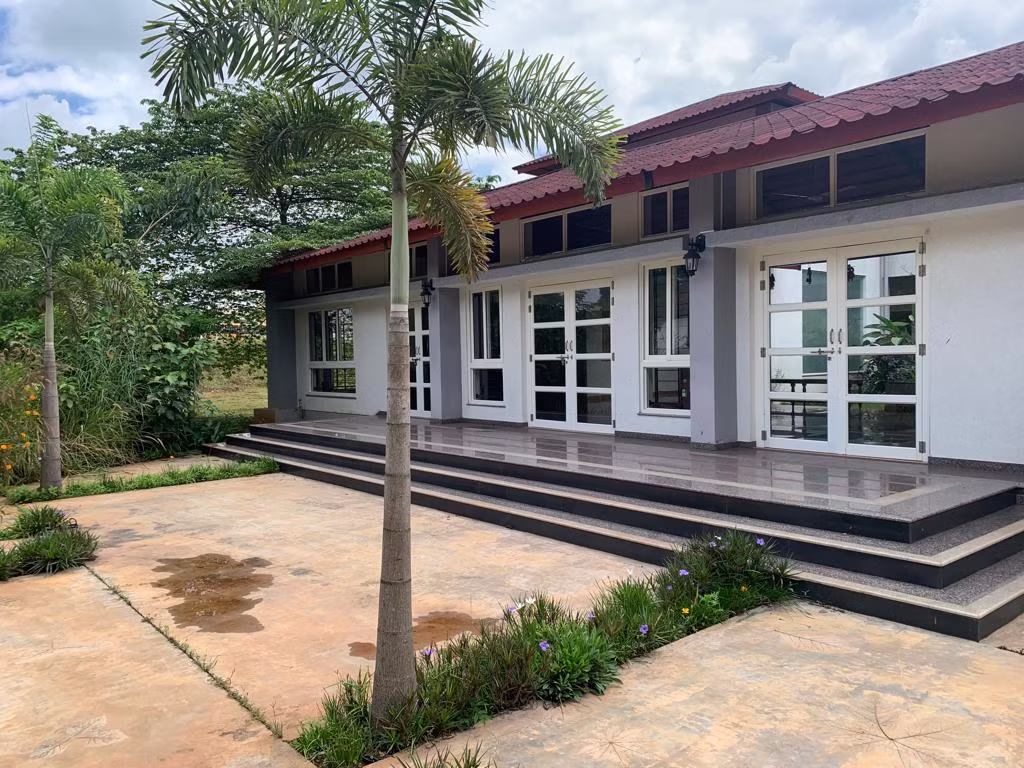 Valiants Academy — view 1