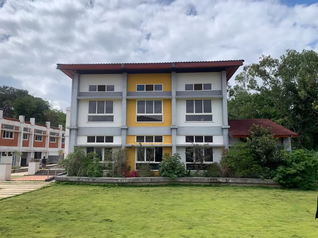 Valiants Academy — view 4